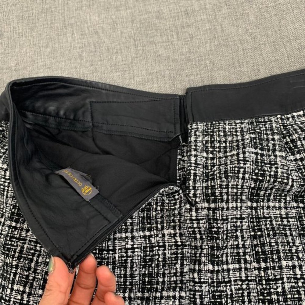 Outback Red Mini Skirt Black & White Size‎ 12 Tweed Knit Faux Leather Waist Trim - Picture 12 of 13